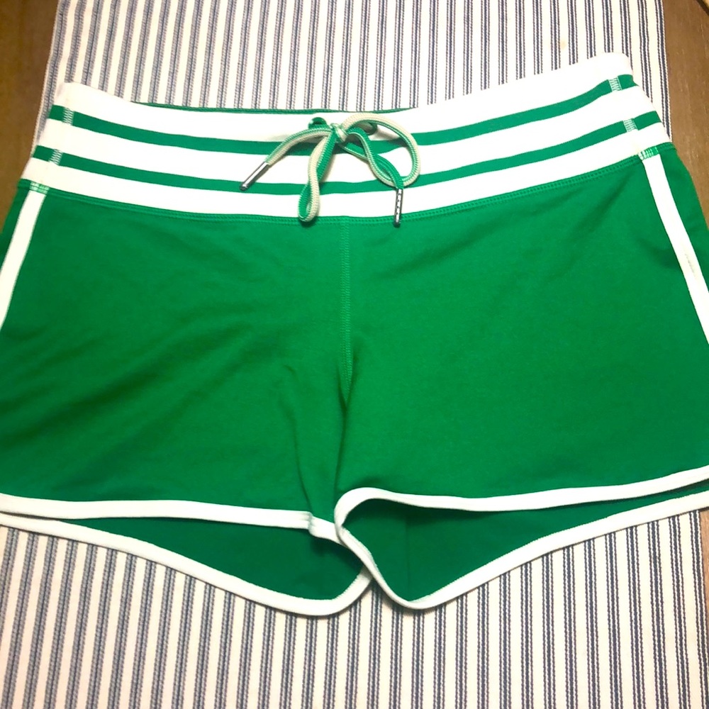 Athleta green short shorts.